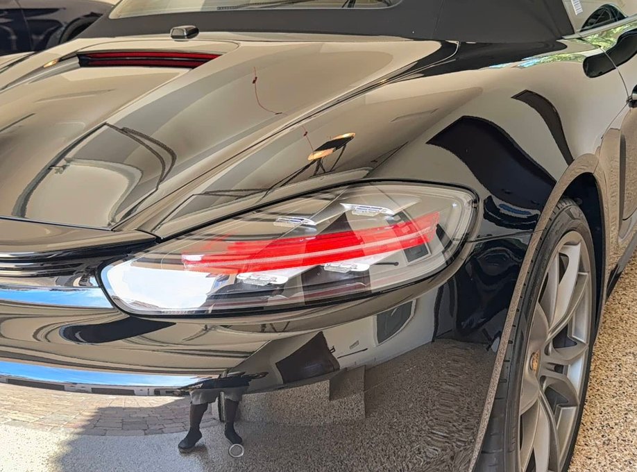 headlight restoration service